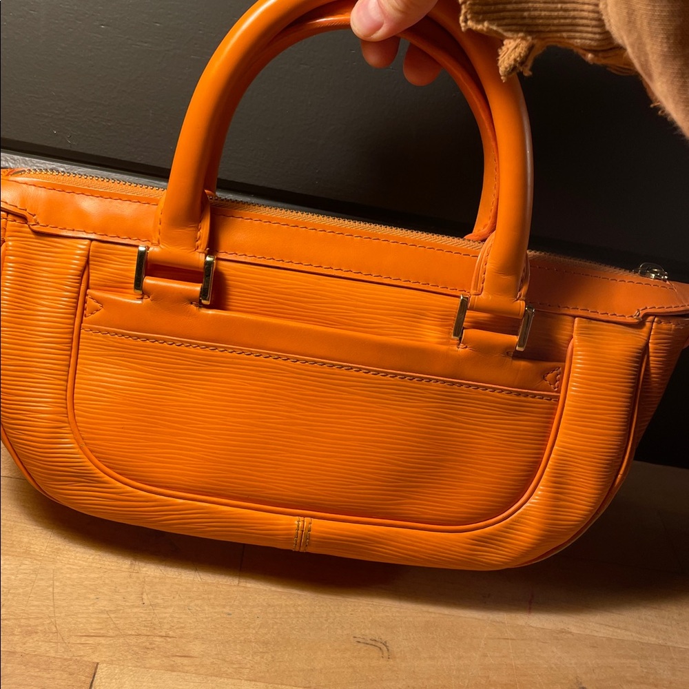 Louis Vuitton Vintage Marc Jacobs Era Dhanura Danura Orange Epi Leather Bag ! - Picture 3 of 14